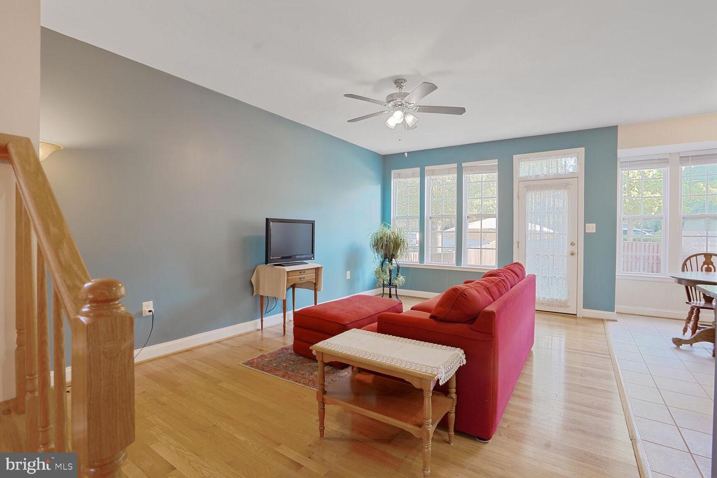 401 YORKSHIRE RIDGE CT, PURCELLVILLE, Virginia 20132, 3 Bedrooms Bedrooms, ,3 BathroomsBathrooms,Residential,For sale,401 YORKSHIRE RIDGE CT,VALO2097408 MLS # VALO2097408