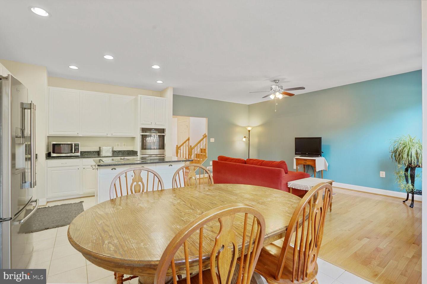 401 YORKSHIRE RIDGE CT, PURCELLVILLE, Virginia 20132, 3 Bedrooms Bedrooms, ,3 BathroomsBathrooms,Residential,For sale,401 YORKSHIRE RIDGE CT,VALO2097408 MLS # VALO2097408