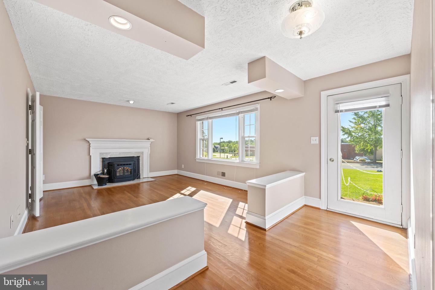 650 YOWELL DR, CULPEPER, Virginia 22701, 4 Bedrooms Bedrooms, 11 Rooms Rooms,3 BathroomsBathrooms,Residential,For sale,650 YOWELL DR,VACU2010654 MLS # VACU2010654