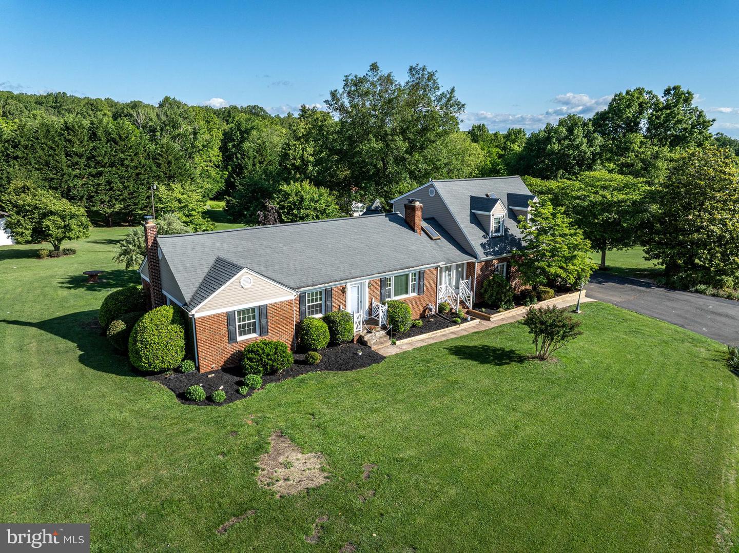 650 YOWELL DR, CULPEPER, Virginia 22701, 4 Bedrooms Bedrooms, 11 Rooms Rooms,3 BathroomsBathrooms,Residential,For sale,650 YOWELL DR,VACU2010654 MLS # VACU2010654