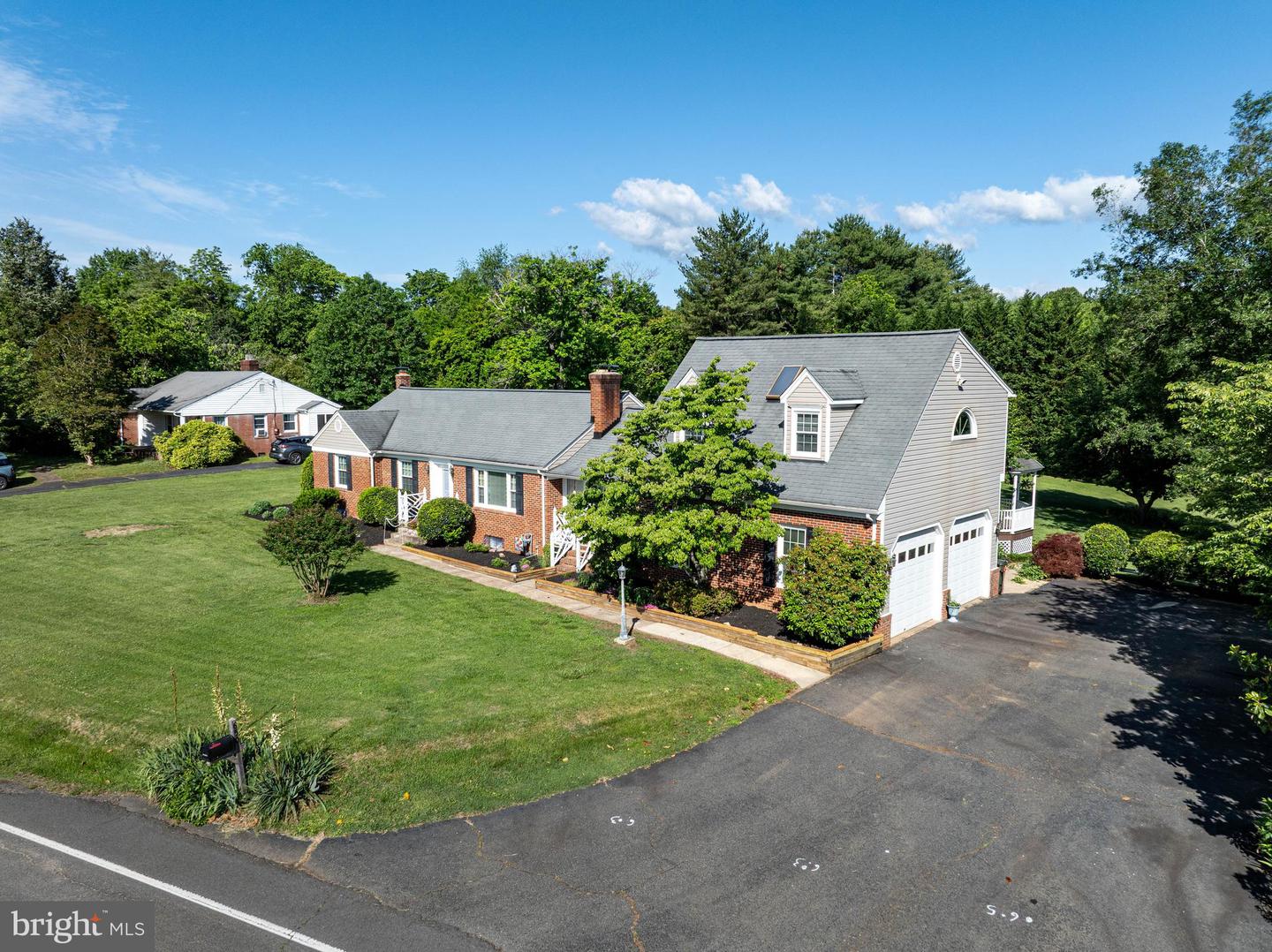 650 YOWELL DR, CULPEPER, Virginia 22701, 4 Bedrooms Bedrooms, 11 Rooms Rooms,3 BathroomsBathrooms,Residential,For sale,650 YOWELL DR,VACU2010654 MLS # VACU2010654