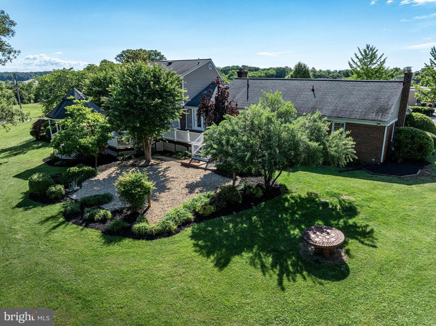 650 YOWELL DR, CULPEPER, Virginia 22701, 4 Bedrooms Bedrooms, 11 Rooms Rooms,3 BathroomsBathrooms,Residential,For sale,650 YOWELL DR,VACU2010654 MLS # VACU2010654
