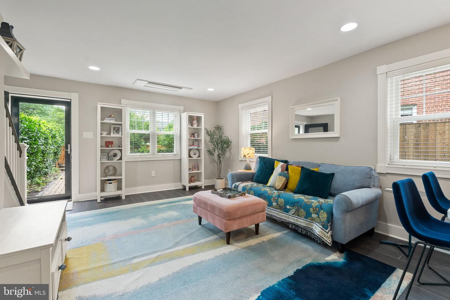 23 MOUNT VERNON AVE, ALEXANDRIA, Virginia 22301, 2 Bedrooms Bedrooms, ,1 BathroomBathrooms,Residential,For sale,23 MOUNT VERNON AVE,VAAX2045712 MLS # VAAX2045712
