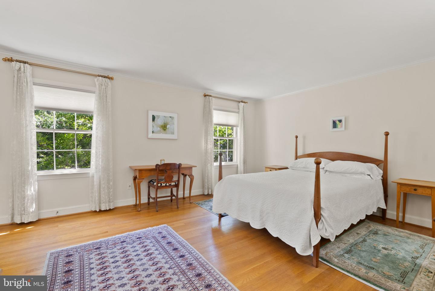 116 CAMERON MEWS, ALEXANDRIA, Virginia 22314, 4 Bedrooms Bedrooms, ,3 BathroomsBathrooms,Residential,For sale,116 CAMERON MEWS,VAAX2045730 MLS # VAAX2045730