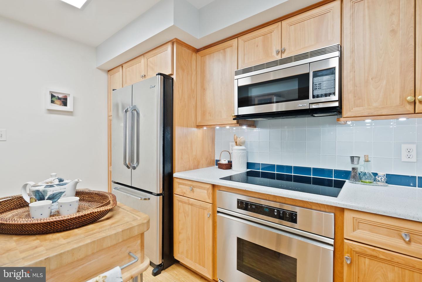 116 CAMERON MEWS, ALEXANDRIA, Virginia 22314, 4 Bedrooms Bedrooms, ,3 BathroomsBathrooms,Residential,For sale,116 CAMERON MEWS,VAAX2045730 MLS # VAAX2045730