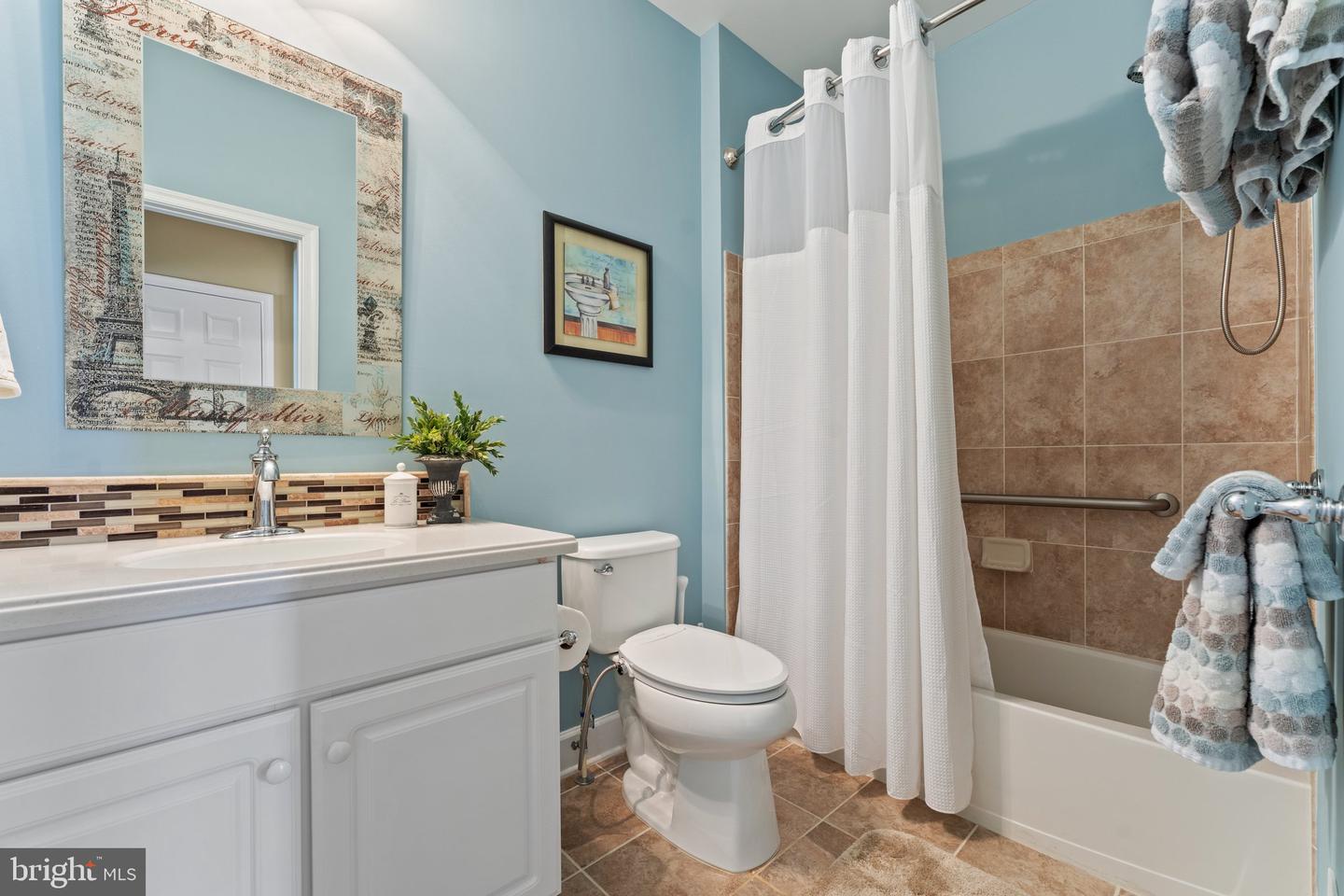 70 BATTERY POINT DR, FREDERICKSBURG, Virginia 22406, 4 Bedrooms Bedrooms, ,3 BathroomsBathrooms,Residential,For sale,70 BATTERY POINT DR,VAST2039222 MLS # VAST2039222