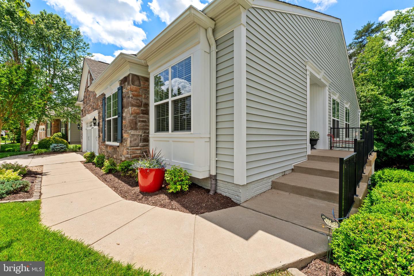 70 BATTERY POINT DR, FREDERICKSBURG, Virginia 22406, 4 Bedrooms Bedrooms, ,3 BathroomsBathrooms,Residential,For sale,70 BATTERY POINT DR,VAST2039222 MLS # VAST2039222