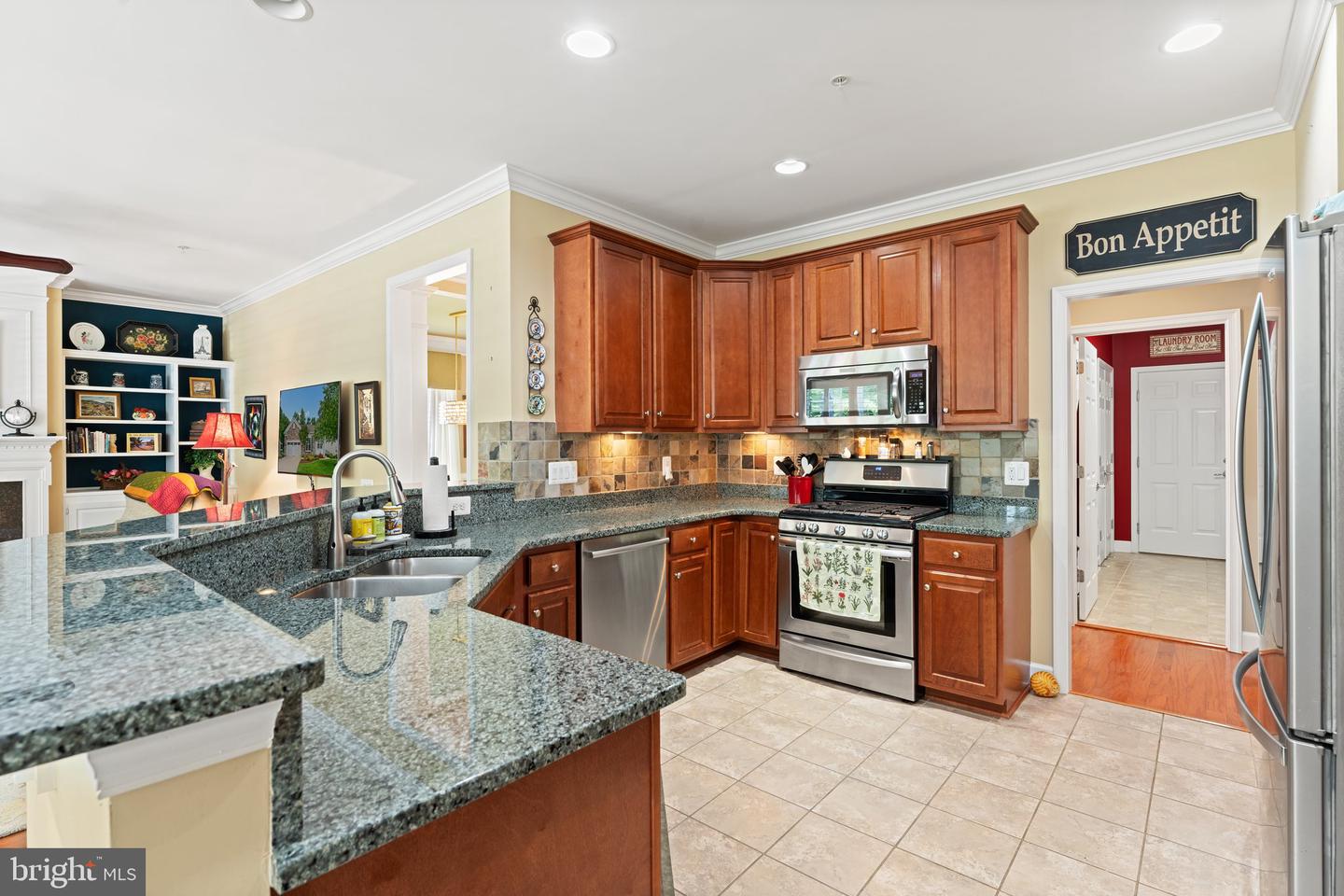 70 BATTERY POINT DR, FREDERICKSBURG, Virginia 22406, 4 Bedrooms Bedrooms, ,3 BathroomsBathrooms,Residential,For sale,70 BATTERY POINT DR,VAST2039222 MLS # VAST2039222