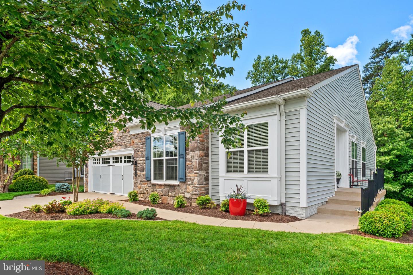 70 BATTERY POINT DR, FREDERICKSBURG, Virginia 22406, 4 Bedrooms Bedrooms, ,3 BathroomsBathrooms,Residential,For sale,70 BATTERY POINT DR,VAST2039222 MLS # VAST2039222