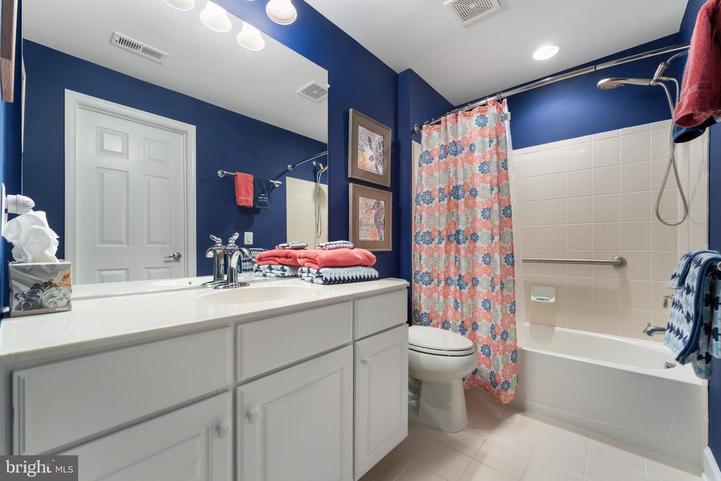 70 BATTERY POINT DR, FREDERICKSBURG, Virginia 22406, 4 Bedrooms Bedrooms, ,3 BathroomsBathrooms,Residential,For sale,70 BATTERY POINT DR,VAST2039222 MLS # VAST2039222