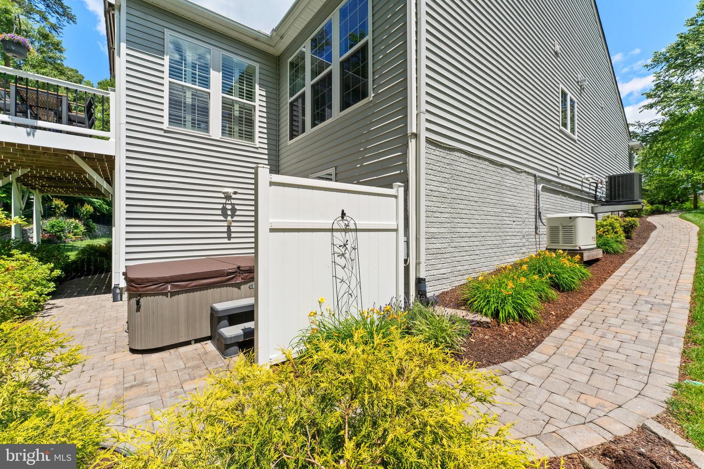 70 BATTERY POINT DR, FREDERICKSBURG, Virginia 22406, 4 Bedrooms Bedrooms, ,3 BathroomsBathrooms,Residential,For sale,70 BATTERY POINT DR,VAST2039222 MLS # VAST2039222