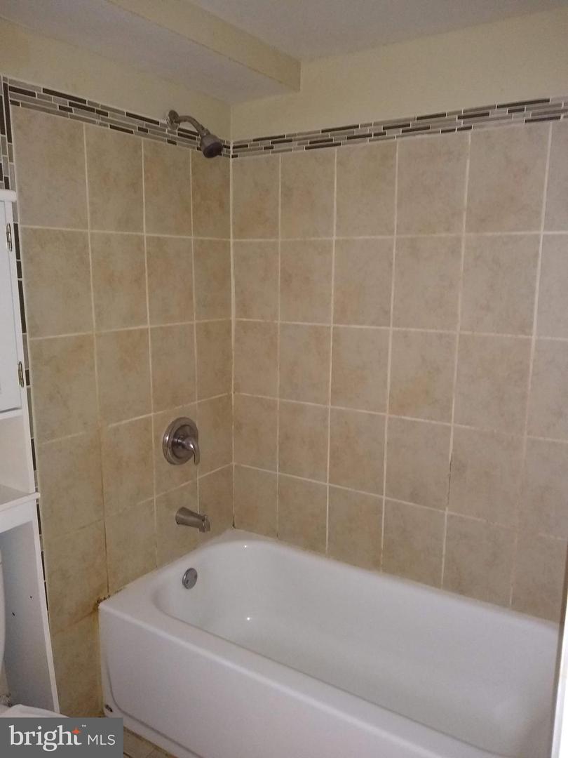 9438 WATERFORD DR, MANASSAS, Virginia 20110, 4 Bedrooms Bedrooms, ,3 BathroomsBathrooms,Residential,For sale,9438 WATERFORD DR,VAMN2008398 MLS # VAMN2008398