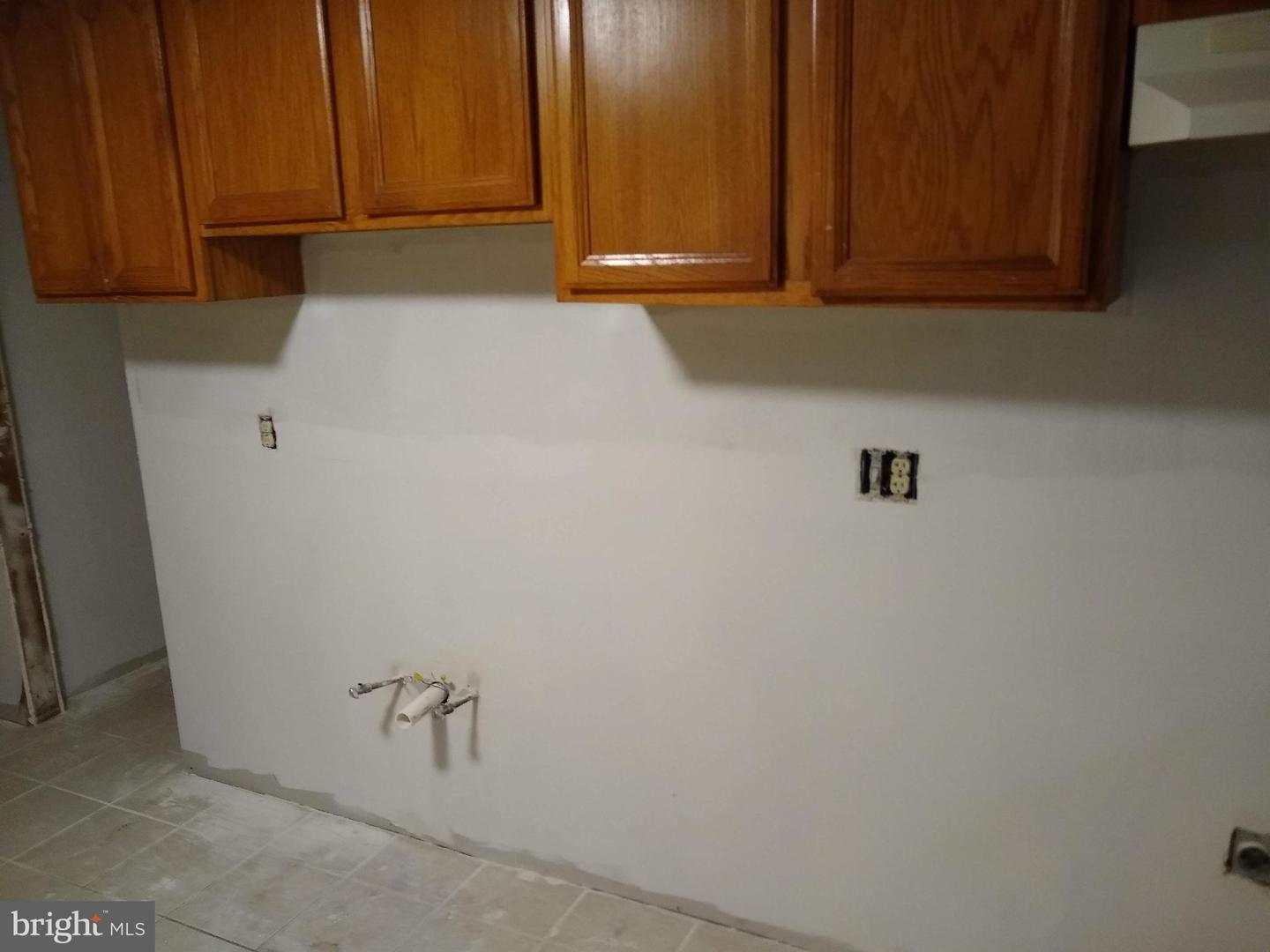 9438 WATERFORD DR, MANASSAS, Virginia 20110, 4 Bedrooms Bedrooms, ,3 BathroomsBathrooms,Residential,For sale,9438 WATERFORD DR,VAMN2008398 MLS # VAMN2008398