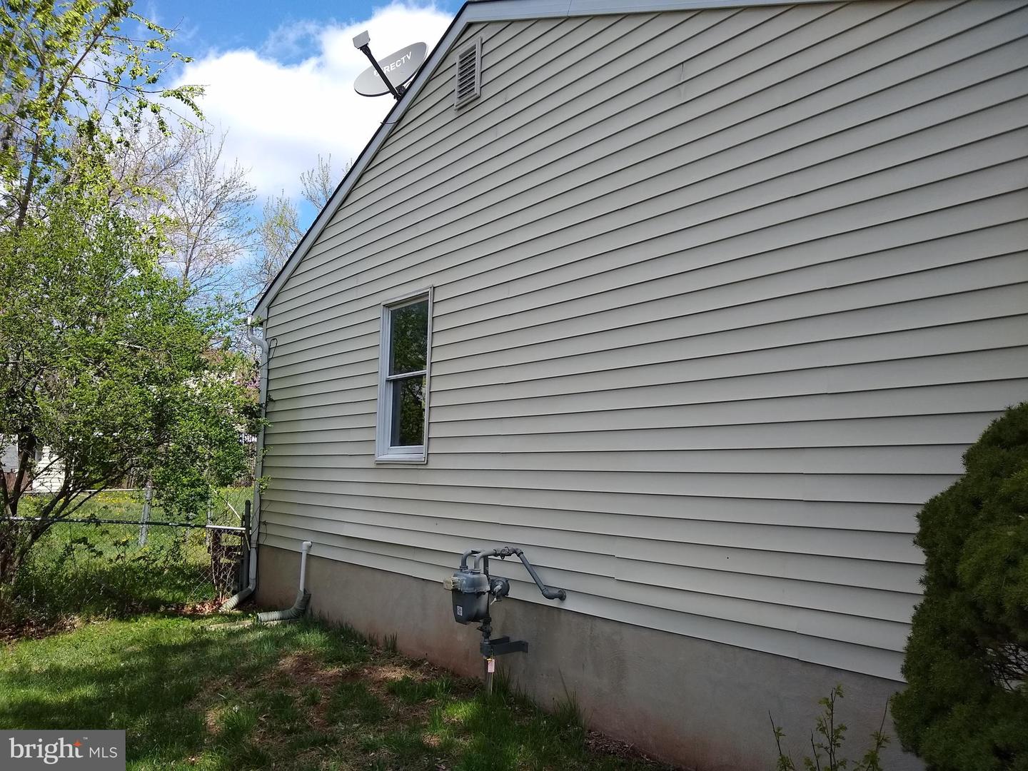 9438 WATERFORD DR, MANASSAS, Virginia 20110, 4 Bedrooms Bedrooms, ,3 BathroomsBathrooms,Residential,For sale,9438 WATERFORD DR,VAMN2008398 MLS # VAMN2008398