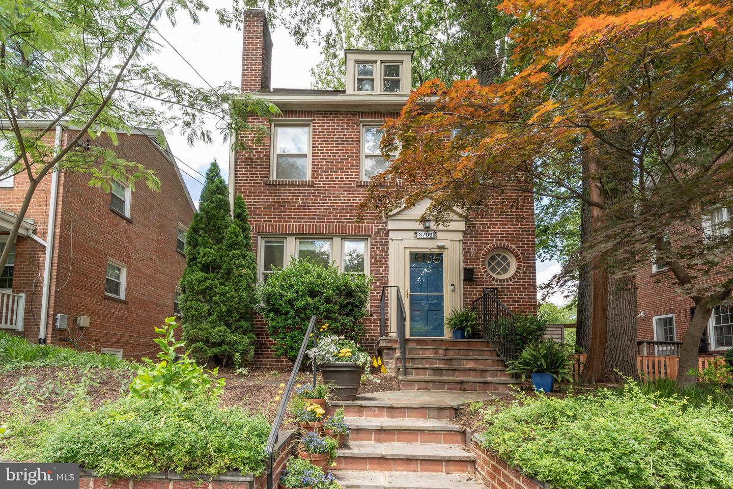 3709 JOCELYN ST NW, WASHINGTON, District Of Columbia 20015, 3 Bedrooms Bedrooms, ,3 BathroomsBathrooms,Residential,For sale,3709 JOCELYN ST NW,DCDC2202538 MLS # DCDC2202538