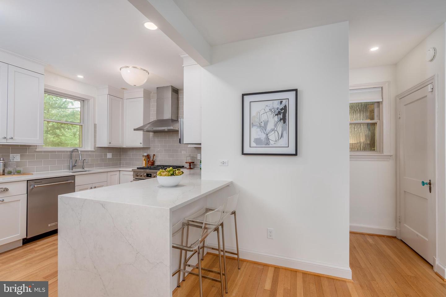 3709 JOCELYN ST NW, WASHINGTON, District Of Columbia 20015, 3 Bedrooms Bedrooms, ,3 BathroomsBathrooms,Residential,For sale,3709 JOCELYN ST NW,DCDC2202538 MLS # DCDC2202538