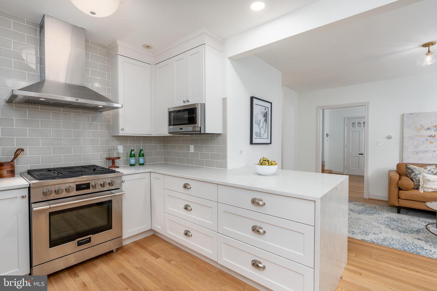 3709 JOCELYN ST NW, WASHINGTON, District Of Columbia 20015, 3 Bedrooms Bedrooms, ,3 BathroomsBathrooms,Residential,For sale,3709 JOCELYN ST NW,DCDC2202538 MLS # DCDC2202538