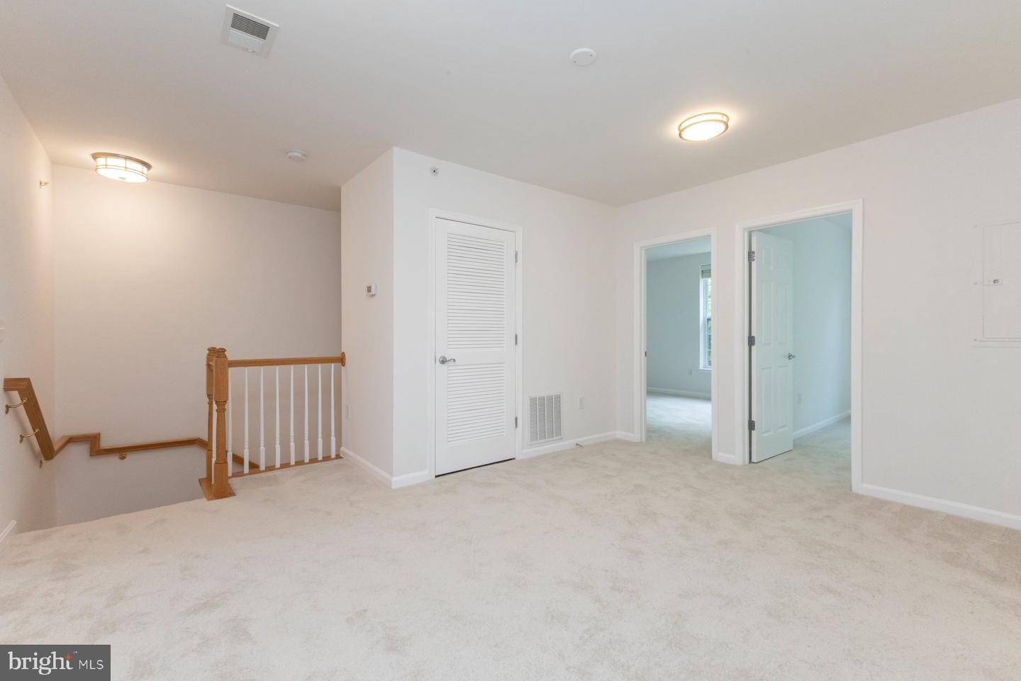 1859 CEDAR COVE WAY #201, WOODBRIDGE, Virginia 22191, 4 Bedrooms Bedrooms, ,2 BathroomsBathrooms,Residential,For sale,1859 CEDAR COVE WAY #201,VAPW2095634 MLS # VAPW2095634