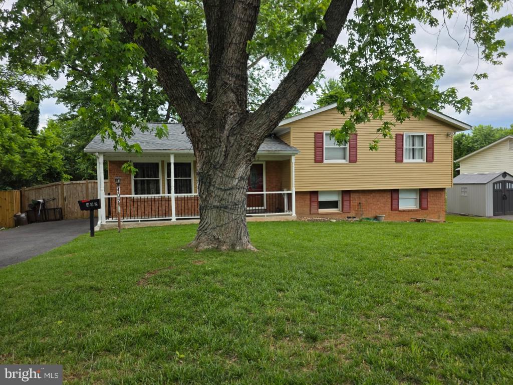 402 W MAPLE AVE, STERLING, Virginia 20164, 3 Bedrooms Bedrooms, ,2 BathroomsBathrooms,Residential,For sale,402 W MAPLE AVE,VALO2097942 MLS # VALO2097942
