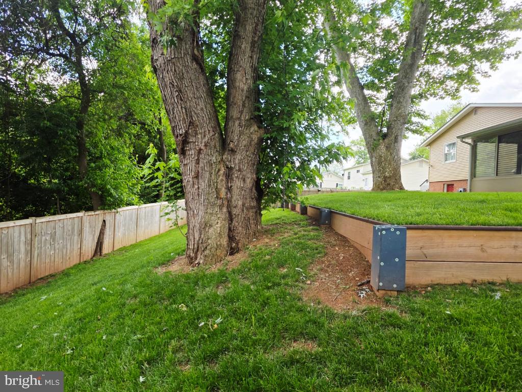 402 W MAPLE AVE, STERLING, Virginia 20164, 3 Bedrooms Bedrooms, ,2 BathroomsBathrooms,Residential,For sale,402 W MAPLE AVE,VALO2097942 MLS # VALO2097942