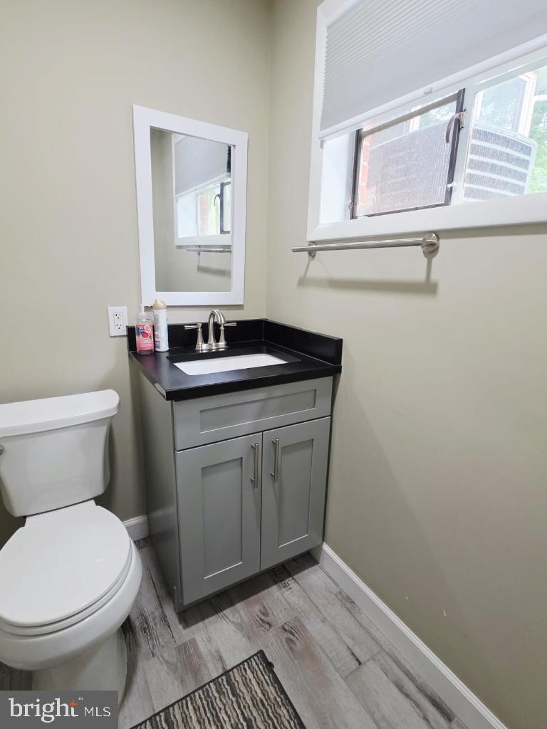 402 W MAPLE AVE, STERLING, Virginia 20164, 3 Bedrooms Bedrooms, ,2 BathroomsBathrooms,Residential,For sale,402 W MAPLE AVE,VALO2097942 MLS # VALO2097942