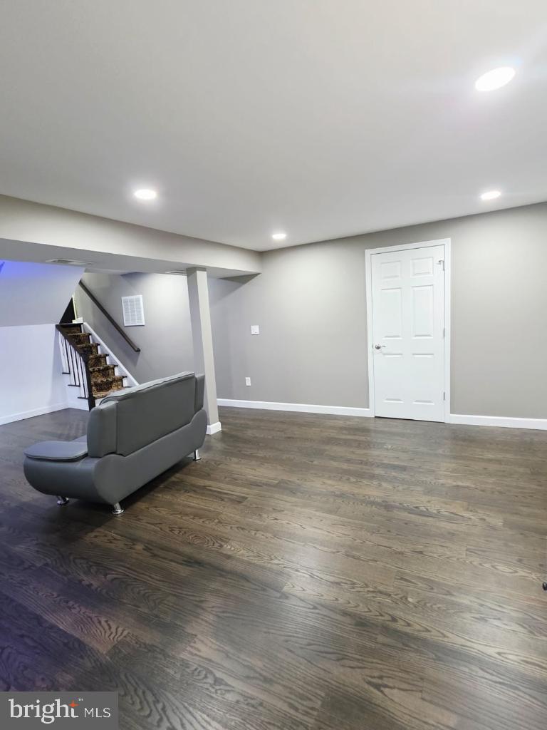 402 W MAPLE AVE, STERLING, Virginia 20164, 3 Bedrooms Bedrooms, ,2 BathroomsBathrooms,Residential,For sale,402 W MAPLE AVE,VALO2097942 MLS # VALO2097942
