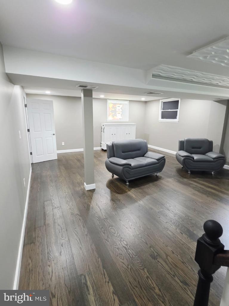 402 W MAPLE AVE, STERLING, Virginia 20164, 3 Bedrooms Bedrooms, ,2 BathroomsBathrooms,Residential,For sale,402 W MAPLE AVE,VALO2097942 MLS # VALO2097942