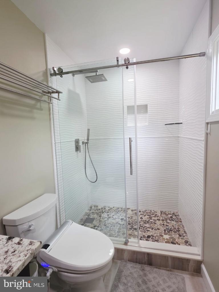 402 W MAPLE AVE, STERLING, Virginia 20164, 3 Bedrooms Bedrooms, ,2 BathroomsBathrooms,Residential,For sale,402 W MAPLE AVE,VALO2097942 MLS # VALO2097942