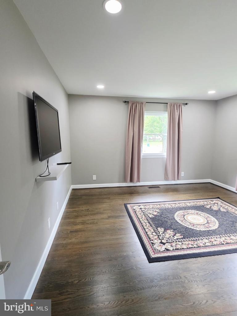 402 W MAPLE AVE, STERLING, Virginia 20164, 3 Bedrooms Bedrooms, ,2 BathroomsBathrooms,Residential,For sale,402 W MAPLE AVE,VALO2097942 MLS # VALO2097942