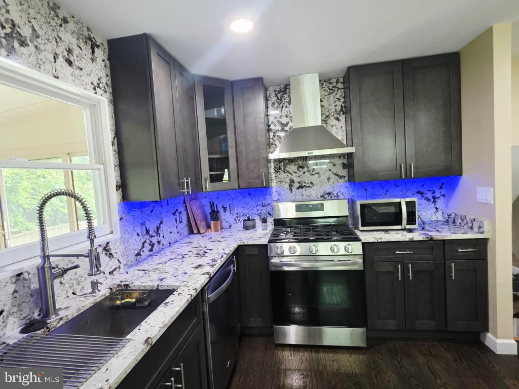 402 W MAPLE AVE, STERLING, Virginia 20164, 3 Bedrooms Bedrooms, ,2 BathroomsBathrooms,Residential,For sale,402 W MAPLE AVE,VALO2097942 MLS # VALO2097942