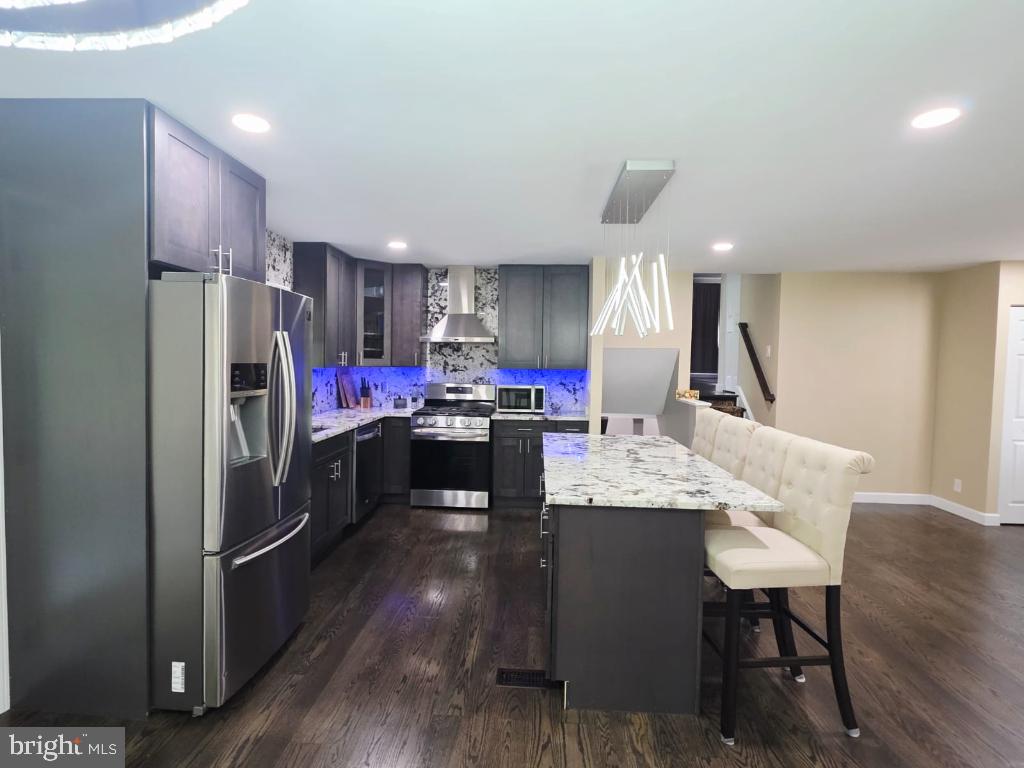 402 W MAPLE AVE, STERLING, Virginia 20164, 3 Bedrooms Bedrooms, ,2 BathroomsBathrooms,Residential,For sale,402 W MAPLE AVE,VALO2097942 MLS # VALO2097942