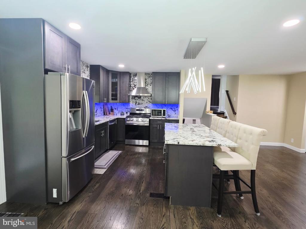402 W MAPLE AVE, STERLING, Virginia 20164, 3 Bedrooms Bedrooms, ,2 BathroomsBathrooms,Residential,For sale,402 W MAPLE AVE,VALO2097942 MLS # VALO2097942