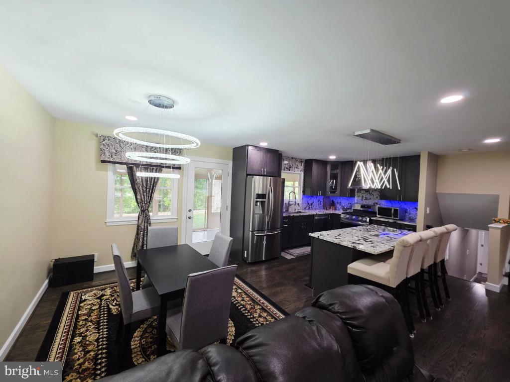 402 W MAPLE AVE, STERLING, Virginia 20164, 3 Bedrooms Bedrooms, ,2 BathroomsBathrooms,Residential,For sale,402 W MAPLE AVE,VALO2097942 MLS # VALO2097942
