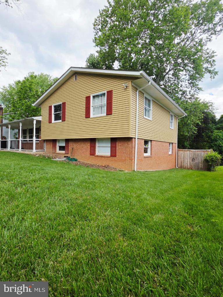 402 W MAPLE AVE, STERLING, Virginia 20164, 3 Bedrooms Bedrooms, ,2 BathroomsBathrooms,Residential,For sale,402 W MAPLE AVE,VALO2097942 MLS # VALO2097942