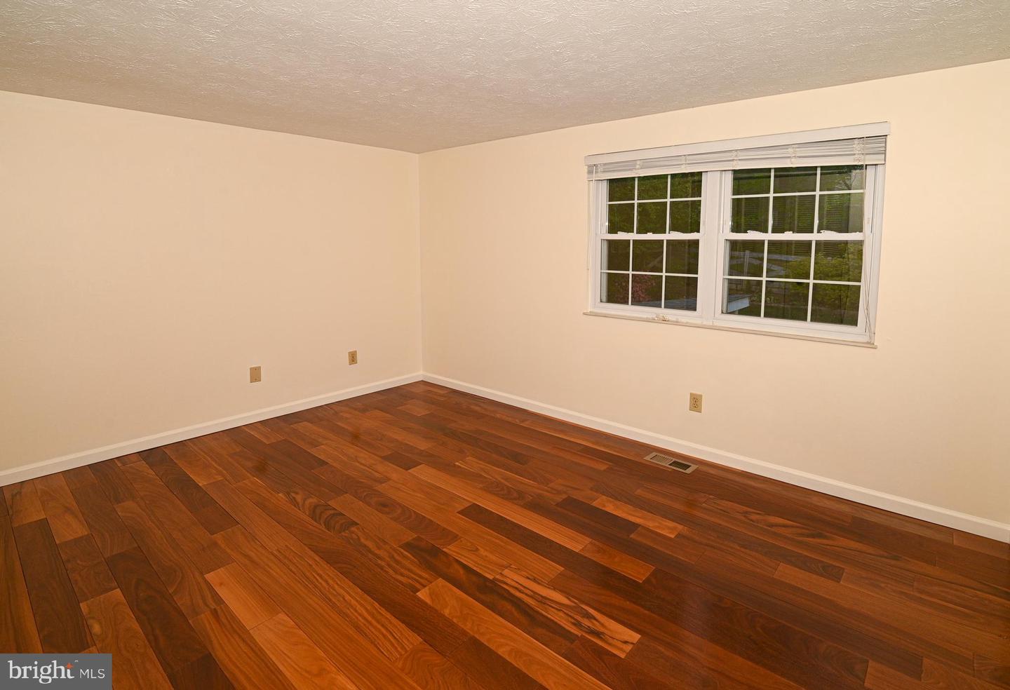8110 WINTER BLUE CT, SPRINGFIELD, Virginia 22153, 4 Bedrooms Bedrooms, ,2 BathroomsBathrooms,Residential,For sale,8110 WINTER BLUE CT,VAFX2243468 MLS # VAFX2243468