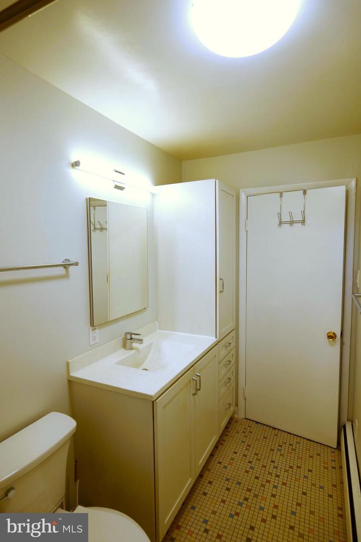 7027 RIDGE DR, ALEXANDRIA, Virginia 22306, 3 Bedrooms Bedrooms, ,1 BathroomBathrooms,Residential,For sale,7027 RIDGE DR,VAFX2243480 MLS # VAFX2243480