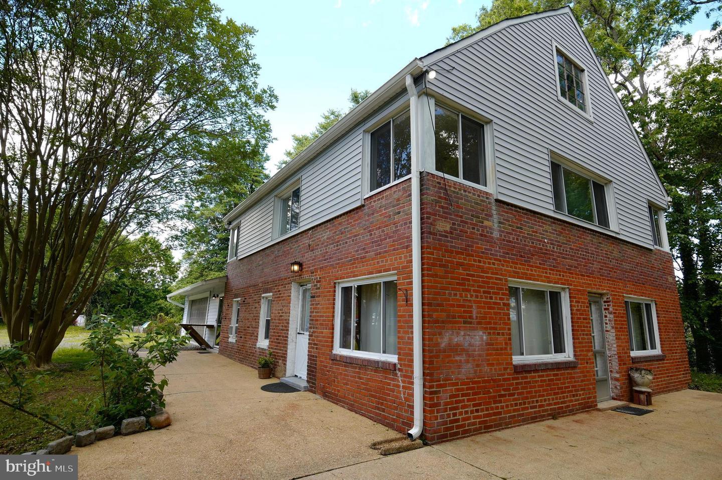 7027 RIDGE DR, ALEXANDRIA, Virginia 22306, 3 Bedrooms Bedrooms, ,1 BathroomBathrooms,Residential,For sale,7027 RIDGE DR,VAFX2243480 MLS # VAFX2243480
