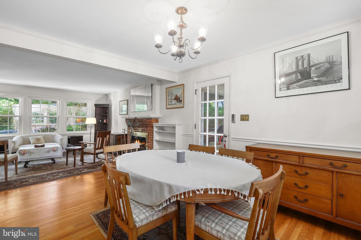 1113 CAMERON RD, ALEXANDRIA, Virginia 22308, 4 Bedrooms Bedrooms, ,3 BathroomsBathrooms,Residential,For sale,1113 CAMERON RD,VAFX2218118 MLS # VAFX2218118