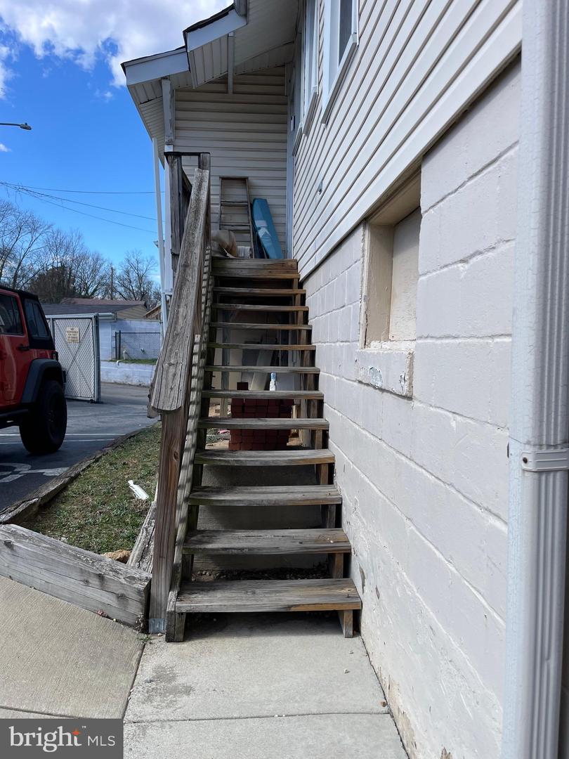 3027 YOST PL NE, WASHINGTON, District Of Columbia 20018, 2 Bedrooms Bedrooms, ,1 BathroomBathrooms,Residential,For sale,3027 YOST PL NE,DCDC2188886 MLS # DCDC2188886