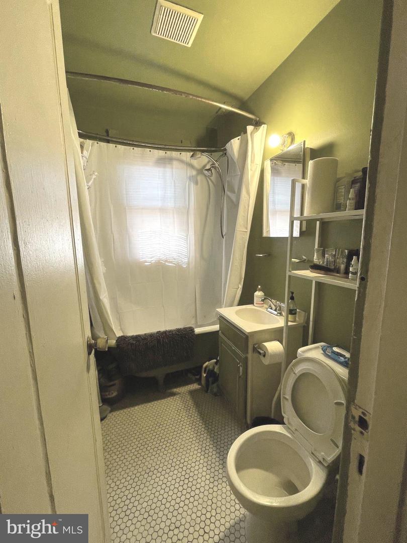 3027 YOST PL NE, WASHINGTON, District Of Columbia 20018, 2 Bedrooms Bedrooms, ,1 BathroomBathrooms,Residential,For sale,3027 YOST PL NE,DCDC2188886 MLS # DCDC2188886