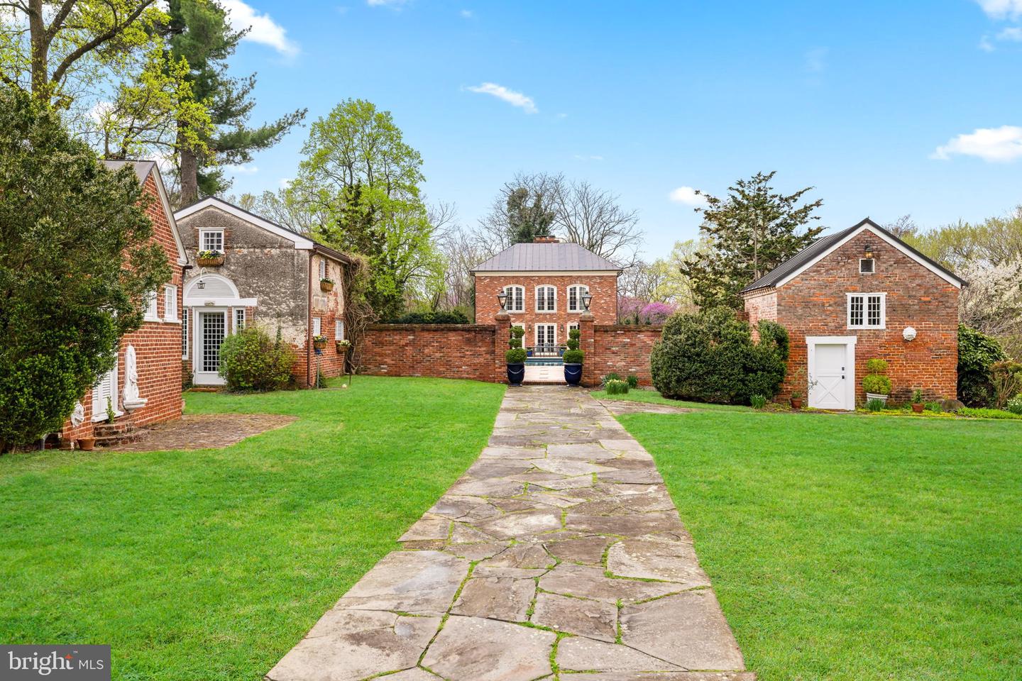 318 N QUAKER LN, ALEXANDRIA, Virginia 22304, ,Land,For sale,318 N QUAKER LN,VAAX2045682 MLS # VAAX2045682