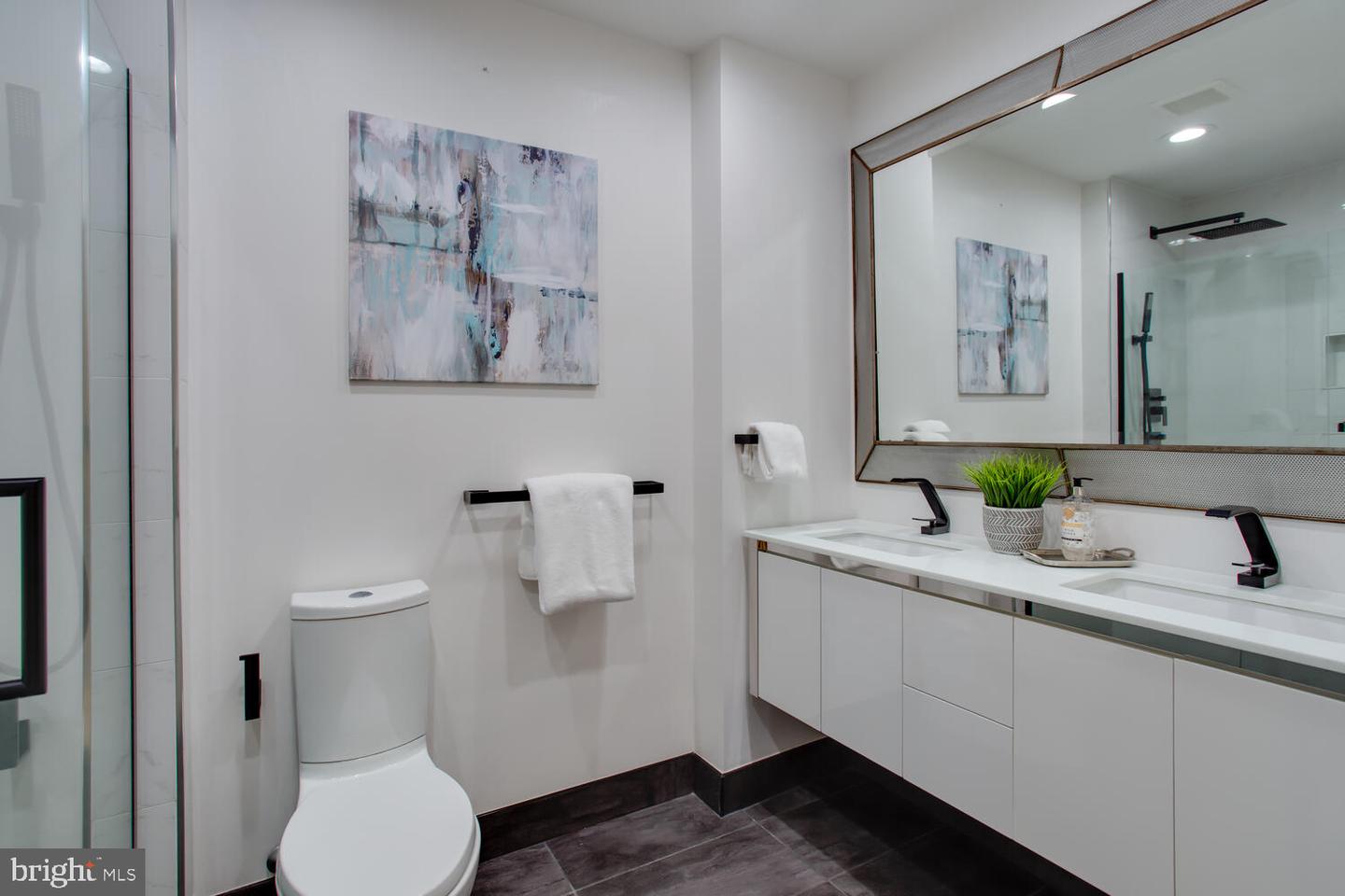 811 4TH ST NW #608, WASHINGTON, District Of Columbia 20001, 1 Bedroom Bedrooms, ,1 BathroomBathrooms,Residential,For sale,811 4TH ST NW #608,DCDC2191630 MLS # DCDC2191630