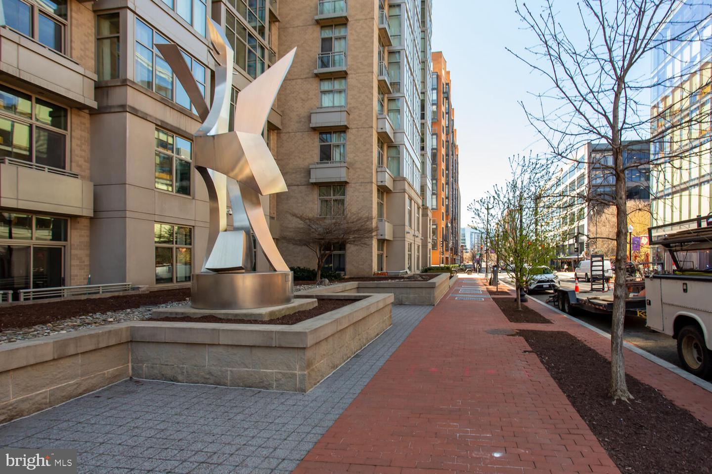 811 4TH ST NW #608, WASHINGTON, District Of Columbia 20001, 1 Bedroom Bedrooms, ,1 BathroomBathrooms,Residential,For sale,811 4TH ST NW #608,DCDC2191630 MLS # DCDC2191630