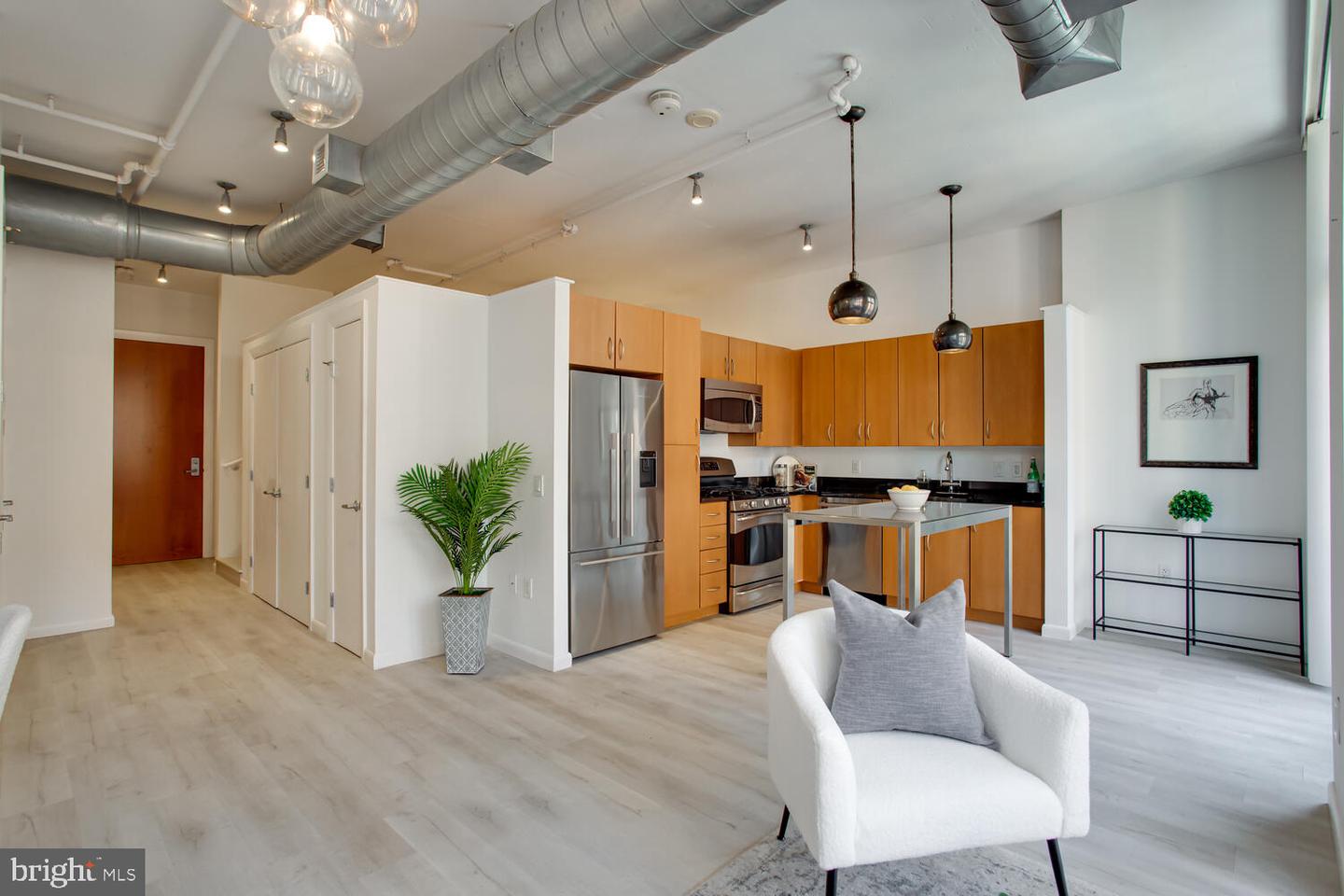 811 4TH ST NW #608, WASHINGTON, District Of Columbia 20001, 1 Bedroom Bedrooms, ,1 BathroomBathrooms,Residential,For sale,811 4TH ST NW #608,DCDC2191630 MLS # DCDC2191630