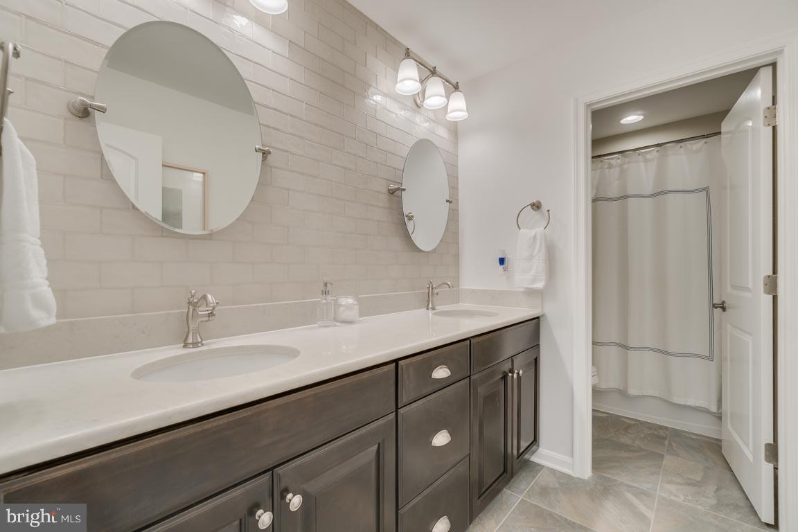 9 ELM ST, STAFFORD, Virginia 22554, 5 Bedrooms Bedrooms, ,4 BathroomsBathrooms,Residential,For sale,9 ELM ST,VAST2037096 MLS # VAST2037096