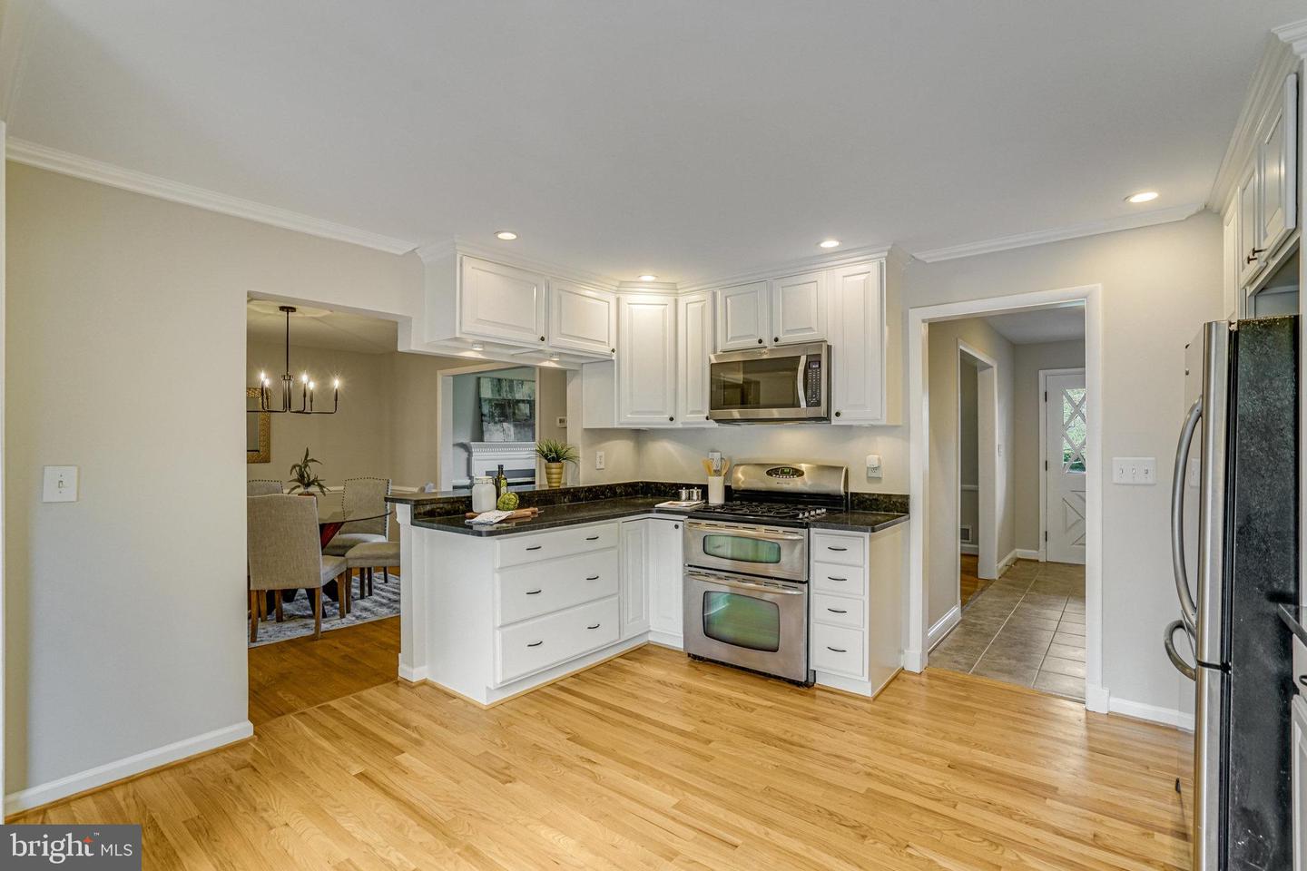6515 WALTERS WOODS DR, FALLS CHURCH, Virginia 22044, 4 Bedrooms Bedrooms, ,4 BathroomsBathrooms,Residential,For sale,6515 WALTERS WOODS DR,VAFX2231970 MLS # VAFX2231970