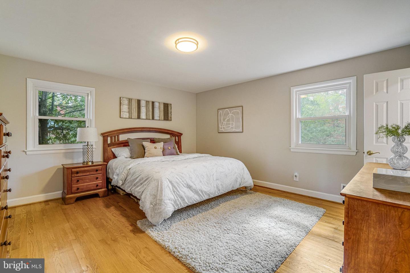 6515 WALTERS WOODS DR, FALLS CHURCH, Virginia 22044, 4 Bedrooms Bedrooms, ,4 BathroomsBathrooms,Residential,For sale,6515 WALTERS WOODS DR,VAFX2231970 MLS # VAFX2231970