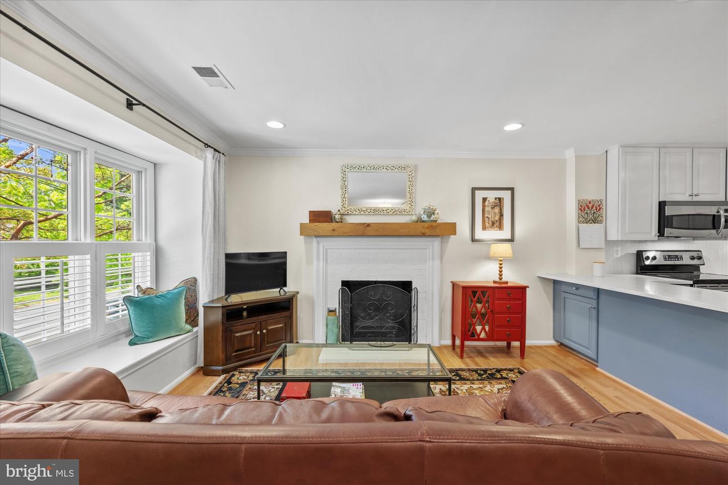 2534 FAIRFAX DR #5BII, ARLINGTON, Virginia 22201, 2 Bedrooms Bedrooms, ,2 BathroomsBathrooms,Residential,For sale,2534 FAIRFAX DR #5BII,VAAR2056046 MLS # VAAR2056046