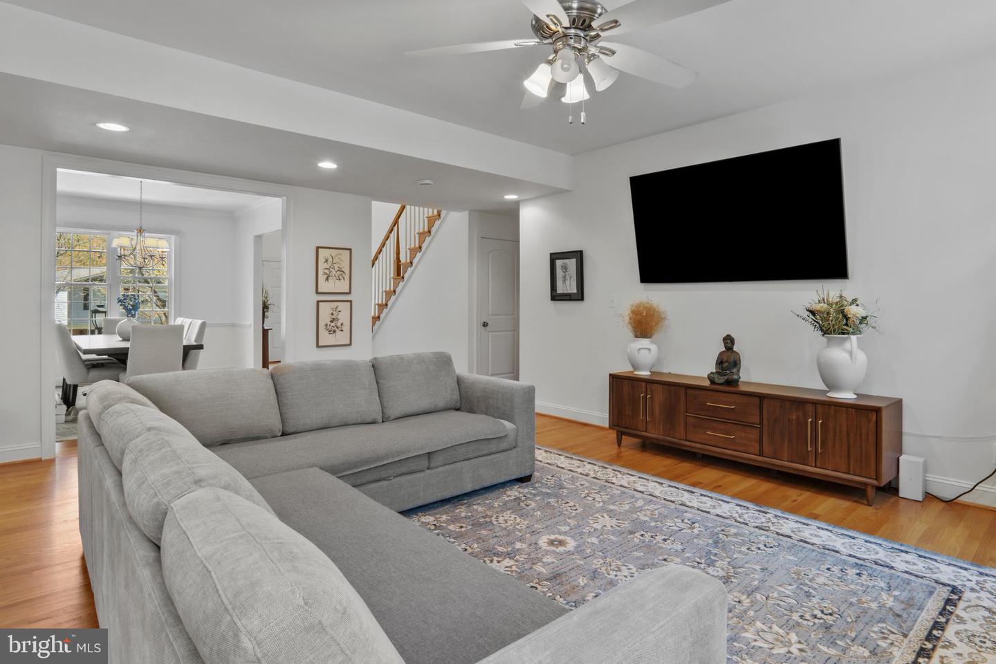 16199 SHEFFIELD DR, DUMFRIES, Virginia 22025, 4 Bedrooms Bedrooms, 12 Rooms Rooms,3 BathroomsBathrooms,Residential,For sale,16199 SHEFFIELD DR,VAPW2092654 MLS # VAPW2092654