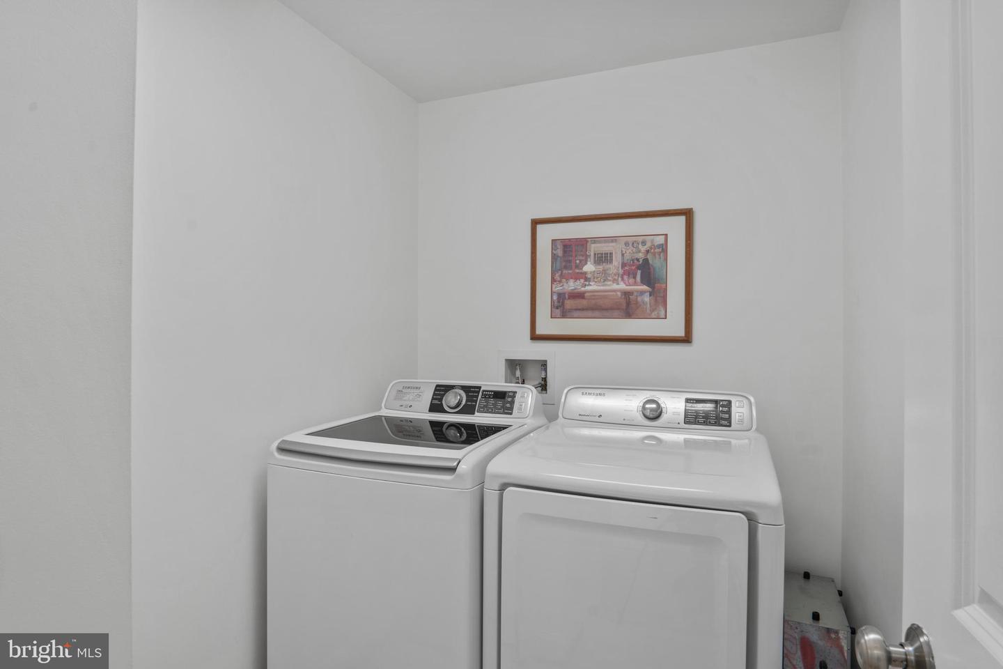 16199 SHEFFIELD DR, DUMFRIES, Virginia 22025, 4 Bedrooms Bedrooms, 12 Rooms Rooms,3 BathroomsBathrooms,Residential,For sale,16199 SHEFFIELD DR,VAPW2092654 MLS # VAPW2092654